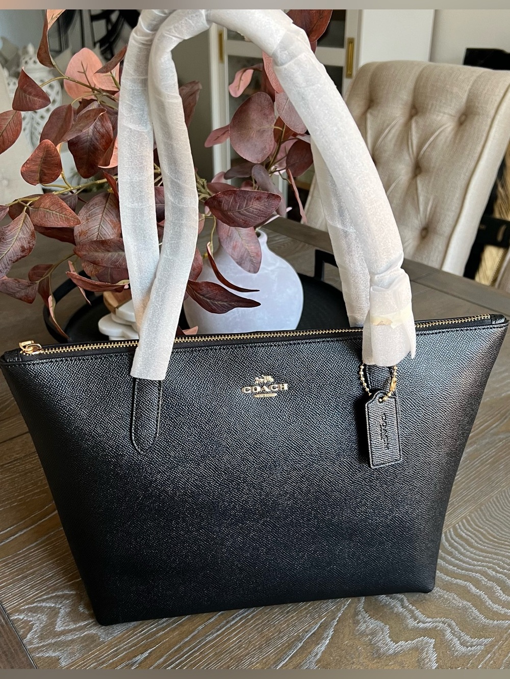NWT Coach Fiona Zip Tote Bag In Black Crossgrain Leather Gold #F21232-4454